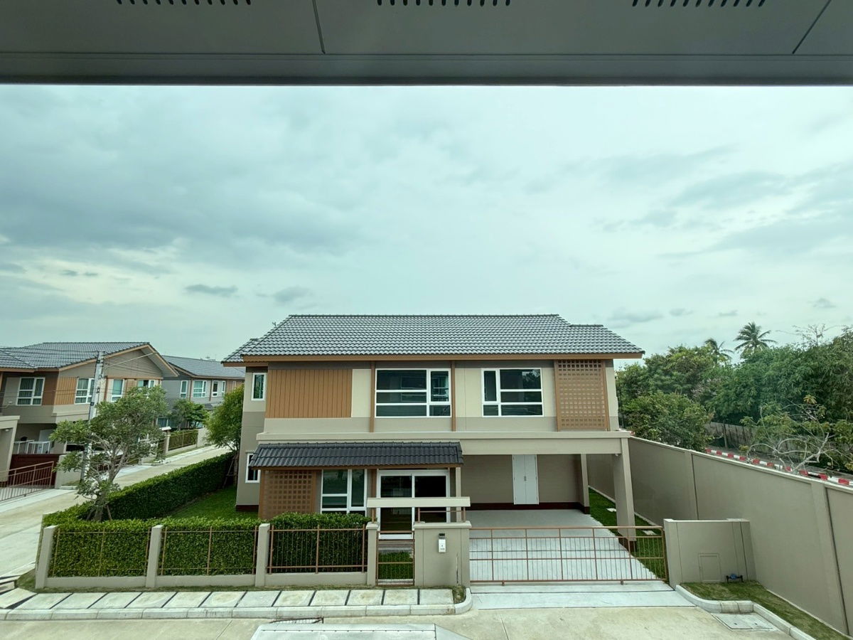 picture Single house The best location! On the main road! Near the expressway!  Special price 7.39 MB  Anasiri Tiwanon-Srisaman Project By SANSIRI - 1/22