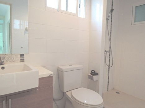 รูป ขายบ้านเดี่ยว 2 ชั้น 3 ห้องนอน หมู่บ้านภัสสร พระราม 9-วงแหวน - รูปที่ 4/9