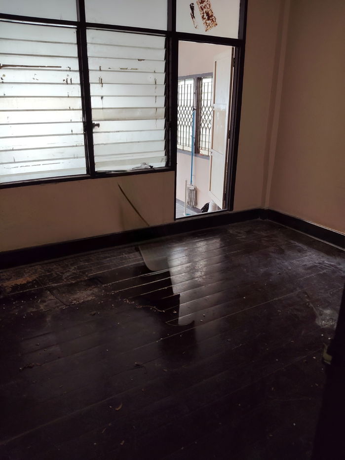 picture There is a vacant house for rent (on the main road near Talat Phlu) - 6/13