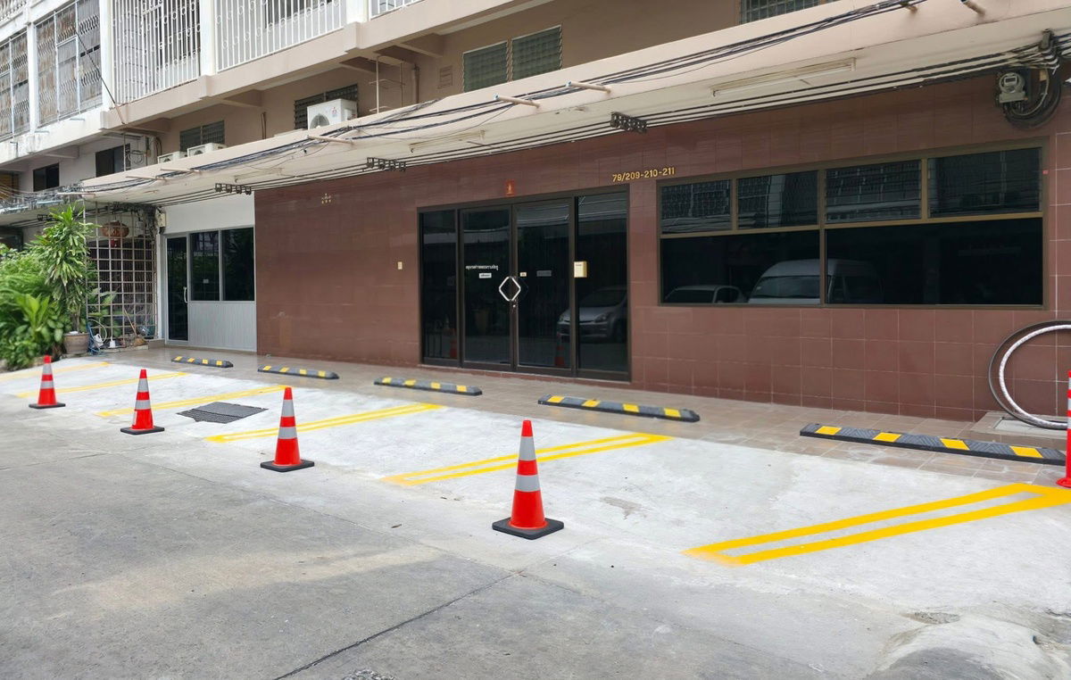 picture #R5274 Office for rent  in Rama 4 - 2/12