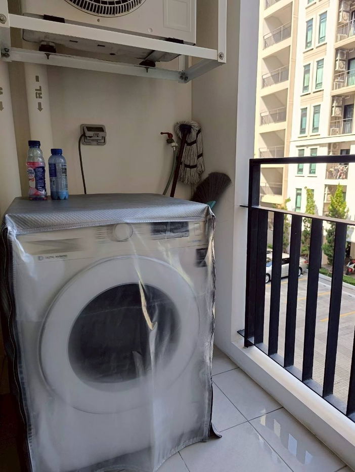 picture For rent !!!  Aspire Asoke-Ratchada | 18K. per month | 35 sq.m.  1Bed 1Bath  3rd Floor - 9/20