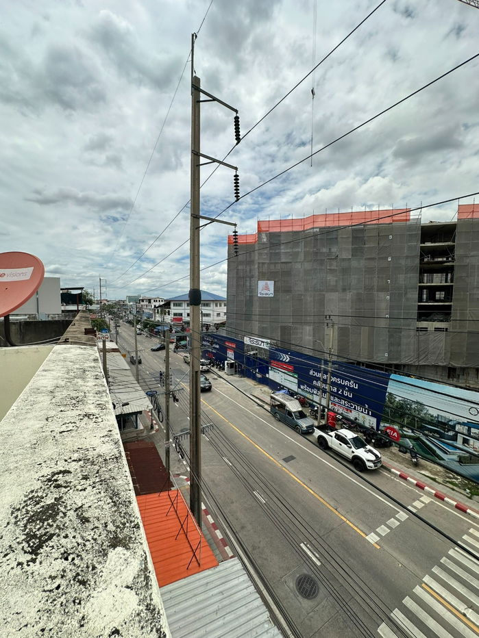 picture Building for rent 3 floors near Latplakhao R. - 17/18