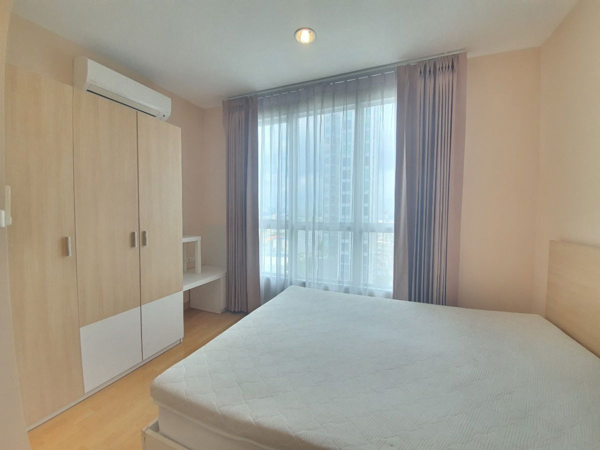 picture "Condo for sale at Life @ Phahol – Ari, near BTS Saphan Khwai."  - 3/12