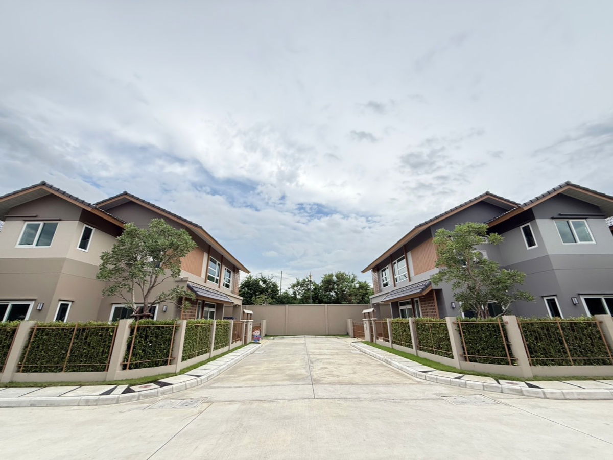 picture Single house The best location! On the main road! Near the expressway!  Special price 7.39 MB  Anasiri Tiwanon-Srisaman Project By SANSIRI - 2/22