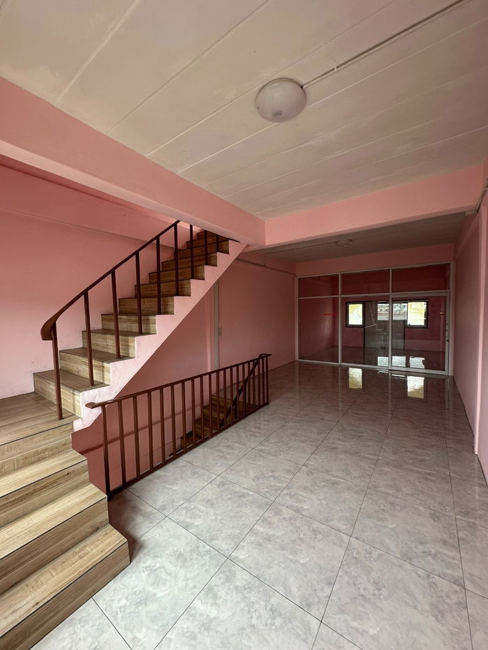 picture Building for rent 3 floors near Latplakhao R. - 14/18