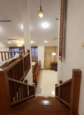 รูป [ให้เช่า] บ้านเดี่ยว รัชดาภิเษก 36 / 2 ห้องนอน 3 ห้องน้ำ / 80 ตรว. 250 ตรม. **65,000** เหมาะสำหรับพักอาศัยหรือทำออฟฟิศ จดทะเบียนบริษัทได้ - รูปที่ 9/12