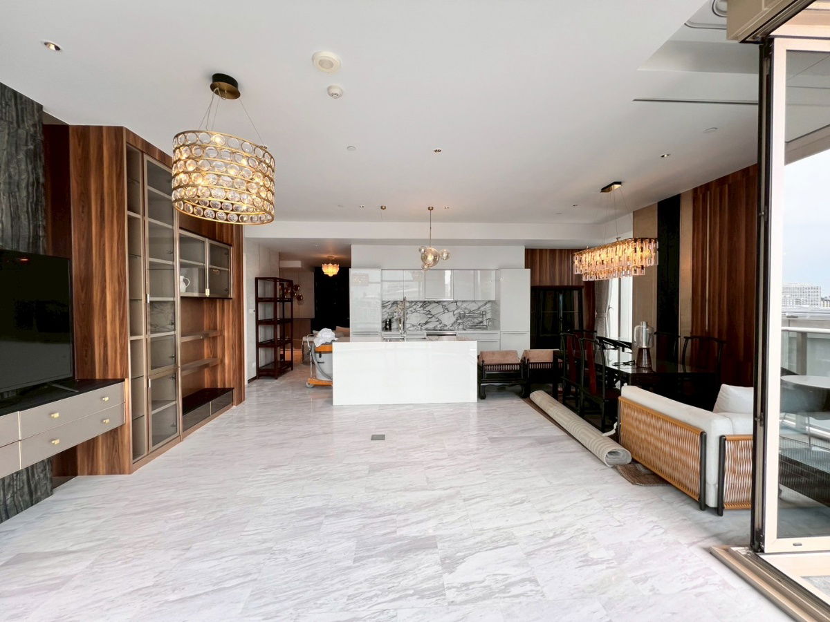 picture Available !!  Super Luxury!!!! 4 Beds 3 Baths  - 1/36