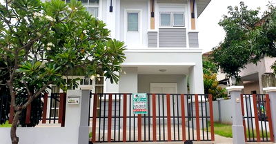 ขายบ้านเดี่ยว : ขายบ้านเดี่ยว 2 ชั้น หมู่บ้านสิรินดา พราน่า กฤตยา ซ.3 พร้อมเข้าอยู่ ทำเลดี เดินทางสะดวก ใกล้ถนนบางนา-ตราด 