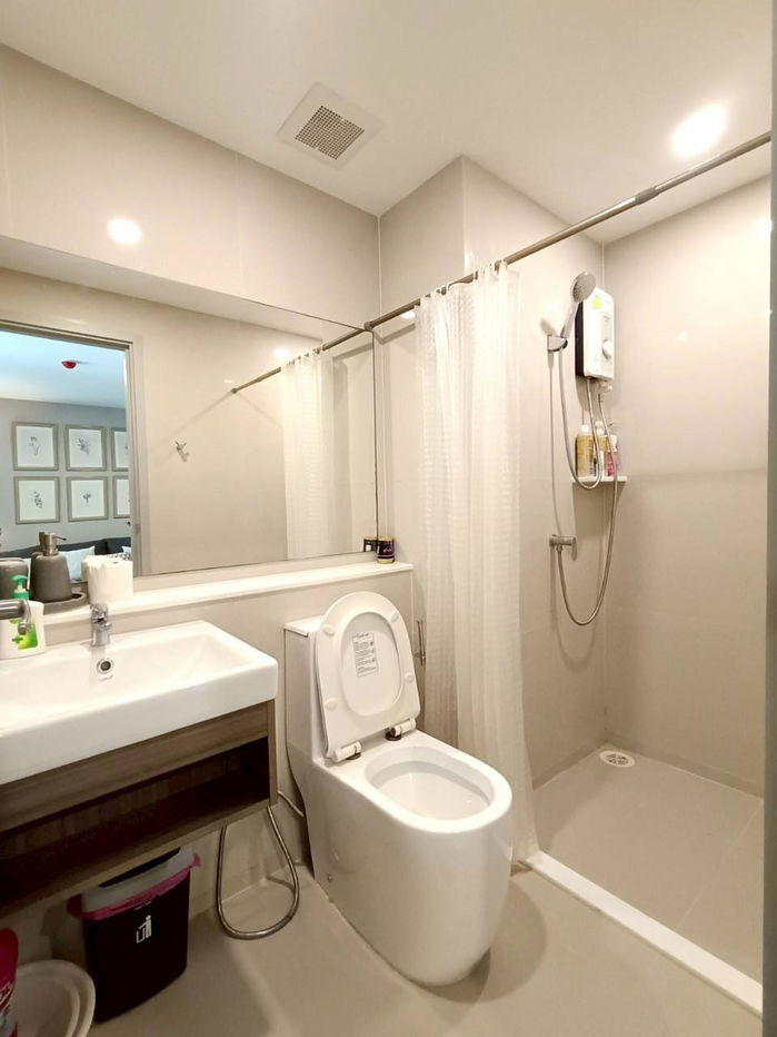 picture For rent !!!  Aspire Asoke-Ratchada | 18K. per month | 35 sq.m.  1Bed 1Bath  3rd Floor - 12/20