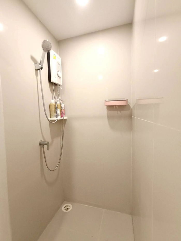 picture For rent !!!  Aspire Asoke-Ratchada | 18K. per month | 35 sq.m.  1Bed 1Bath  3rd Floor - 10/20
