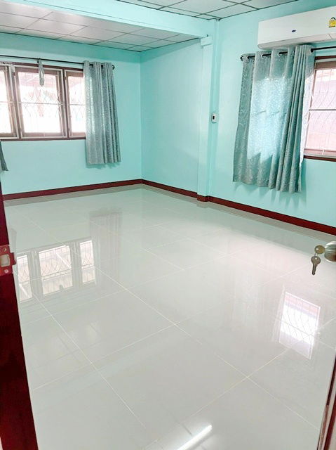 picture Town in Town 3.9km. 4bed Ratchada 18-20 MRT Chokchai4 800m. Single-storey house for sale - 5/8
