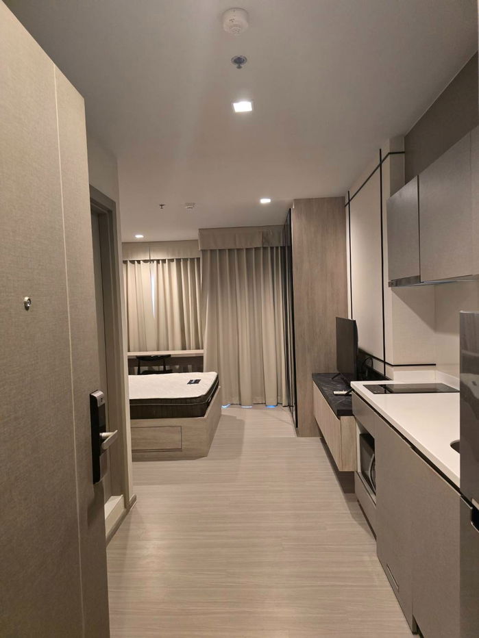 picture Life Asoke - Rama 9 - 15,000 baht (Nice unit Cheapest Price) - 9/12