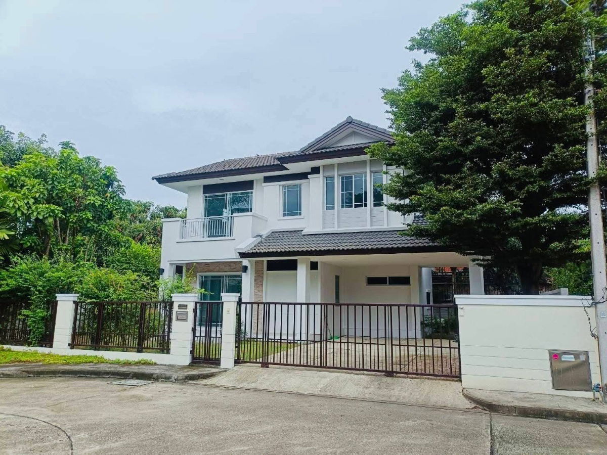 รูป ขายบ้านเดี่ยว 2 ชั้น โครงการสีวลี-ราชพฤกษ์ เชียงใหม่ หน้าบ้านกว้าง ทางเข้าไม่ติดใคร เดินทางสะดวก T.094-6511456 - รูปที่ 1/7