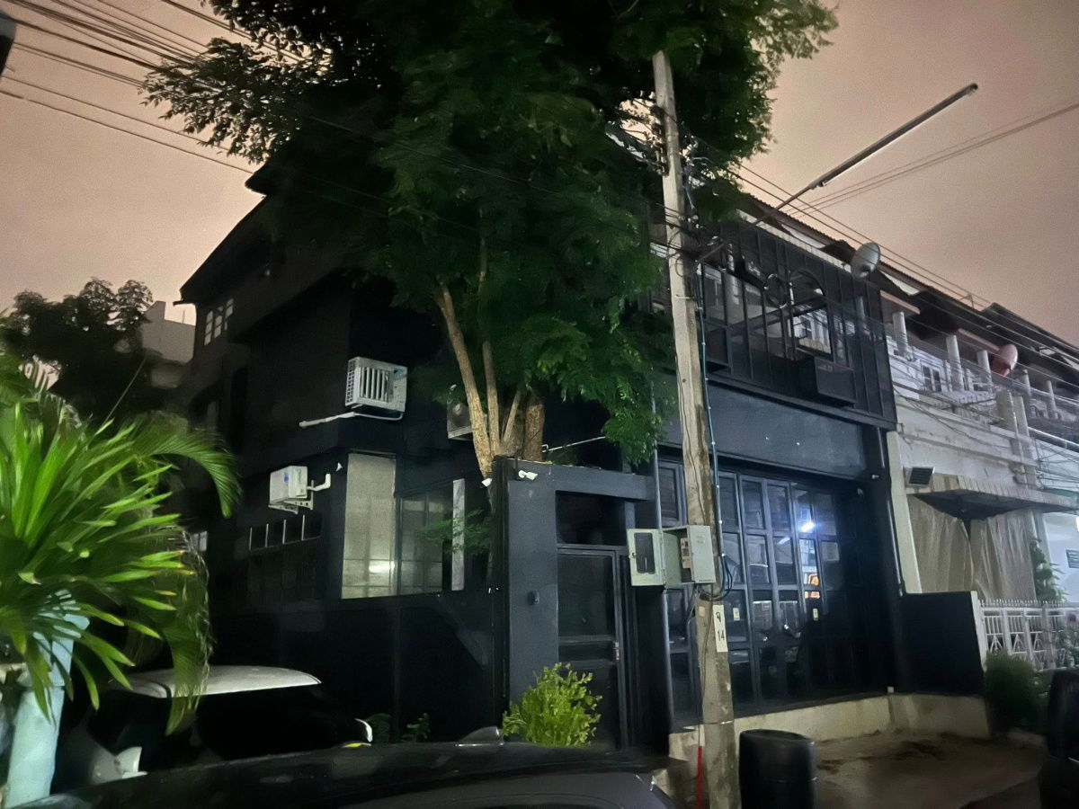 picture WS1589 🏢 Office / Home Studio for rent, very cool, Town in Town, Soi 6, ready to move in immediately! Rent only 80,000 baht/month - 1/21