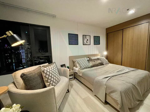 🚩Best room!🚩 ให้เช่าคอนโด ไลฟ์ วัน ไวเลส อาคาร 1 ชั้น 35 2 ห้องนอน ขนาด 63.00 ตรม ใกล้ Central ชิดลม