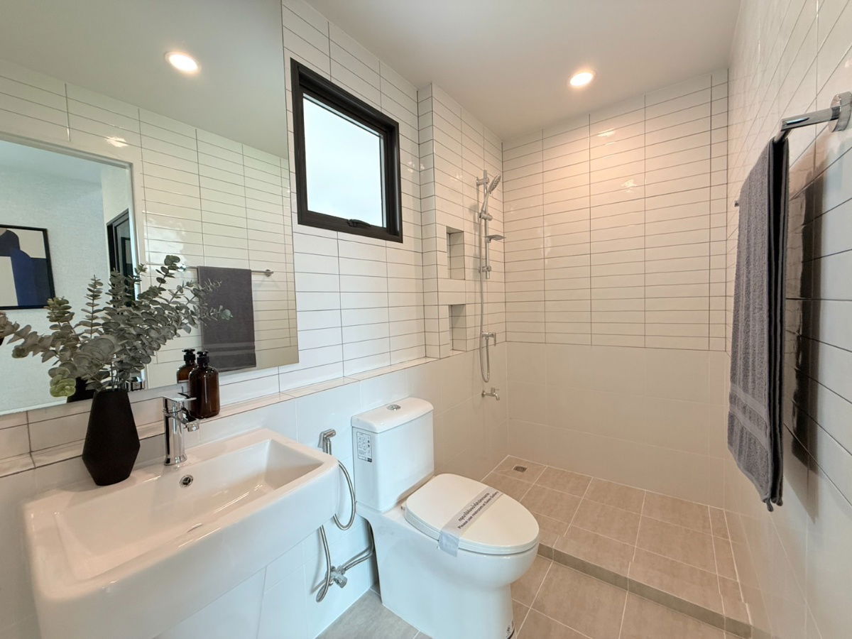 picture Show Home for Sale: “Saransiri Bangna” – Daisy Model | Fully Furnished, Move-In Read - 11/24
