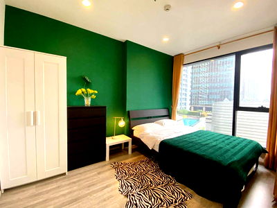 Condos for rent Ratchadaphisek Road : Ideo Mobi Asoke MRT Phetchaburi 1Bedroom 1Bathroom Clear View Special price
