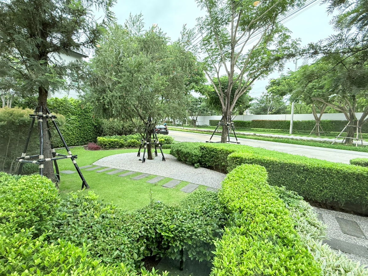picture Show Home for Sale: “Saransiri Bangna” – Freesia Model | Fully Furnished, Move-In Read - 2/39