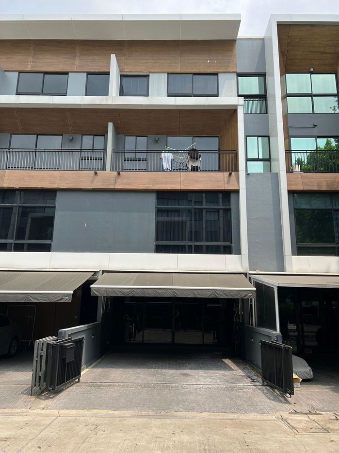 รูป ทาวน์เฮ้าส์ให้เช่า 📍 Arden Rama 3 📍 ตกแต่งสวยครบ 3 ห้องนอน 4 ห้องน้ำ ใกล้กับถนนพระราม 3 - รูปที่ 2/20