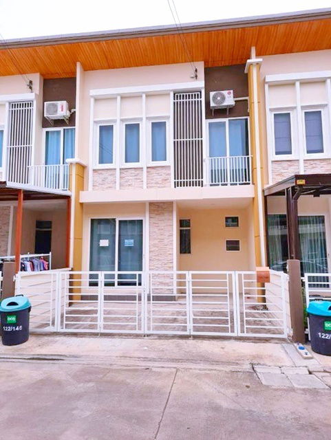 picture Big C Phanthai Norasing 1.2km. For rent luxury 2-storey townhouse with furniture appliances 21 sq.w. - 1/8