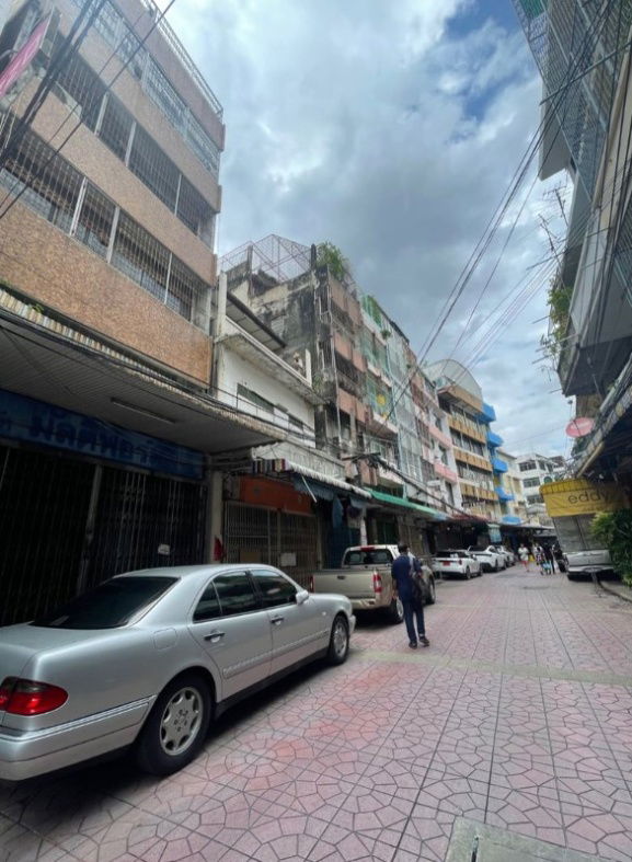picture Shophouse for rent, Song Wat Road, Samphanthawong, Chakkrawat - 2/2