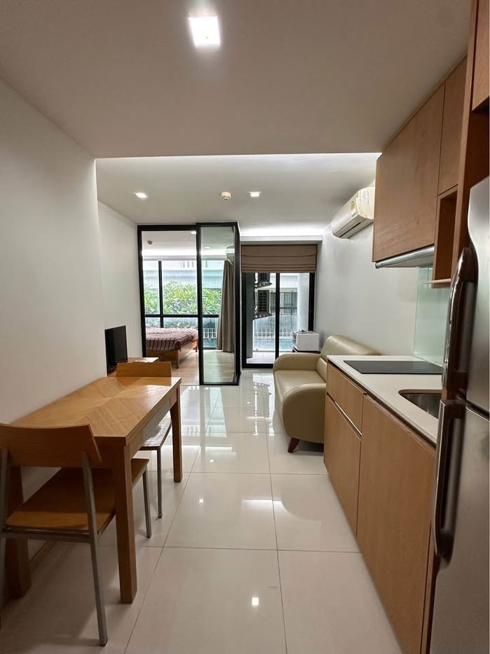 picture Condo for rent: Socio Ruamrudee, near BTS Phloen Chit, 22,000 baht, property code: RS960 - 6/10
