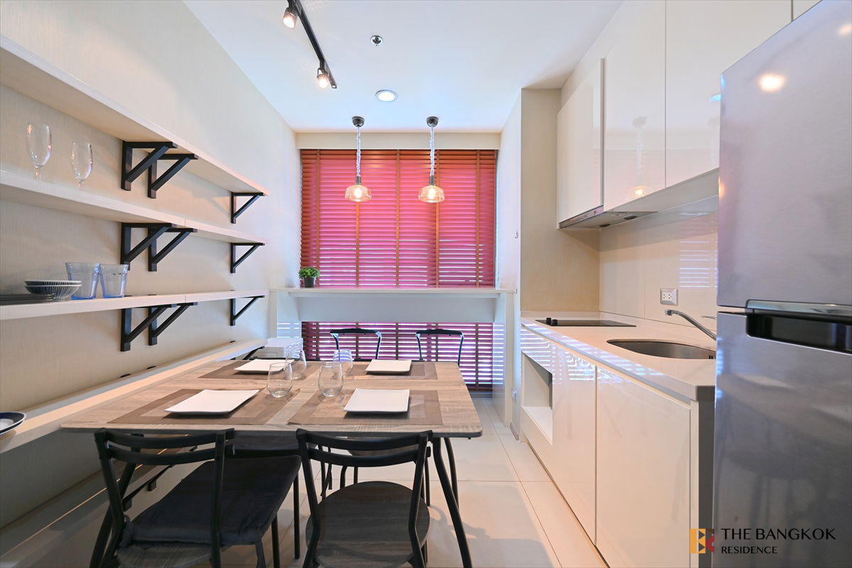 picture 🧩 High-Floor Unit with City View & Special Price  !!! 🧩 Rhythm Sukhumvit 42, Prime Ekkamai Location  near BTS Ekkamai  - 9/10