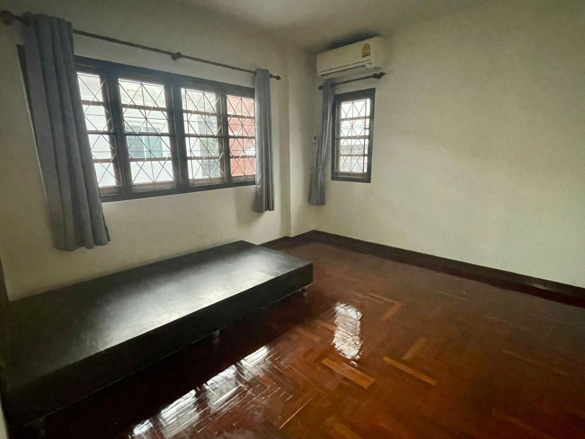รูป 🏡 บ้านให้เช่า ซอยลาดพร้าว 80 ใกล้ MRT ห้วยขวาง 35,000 บาท รหัสทรัพย์: RS976  - รูปที่ 3/18