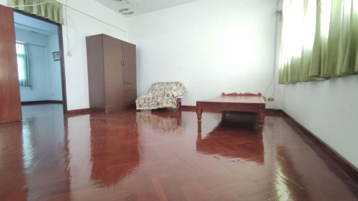 รูป โอกาสทอง! บ้าน 92 ตร.วา ราคาดี ใกล้ศิริราช-MRT บางขุนนนท์ - รูปที่ 7/13