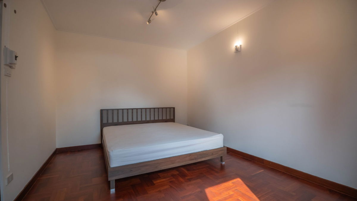 picture Ekkamai Villas 4 storey townhouse near BTS Ekkamai - 8/24