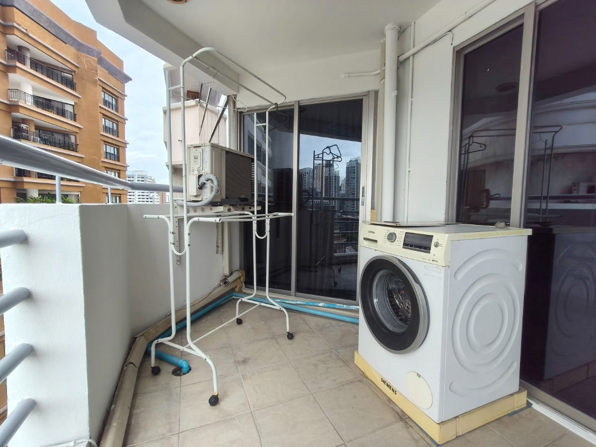 picture RARE FIND! 💎 Huge 127 sqm 3-Bedroom Condo for Rent at The Waterford Diamond, Phrom Phong - Unbeatable Price! - 15/36