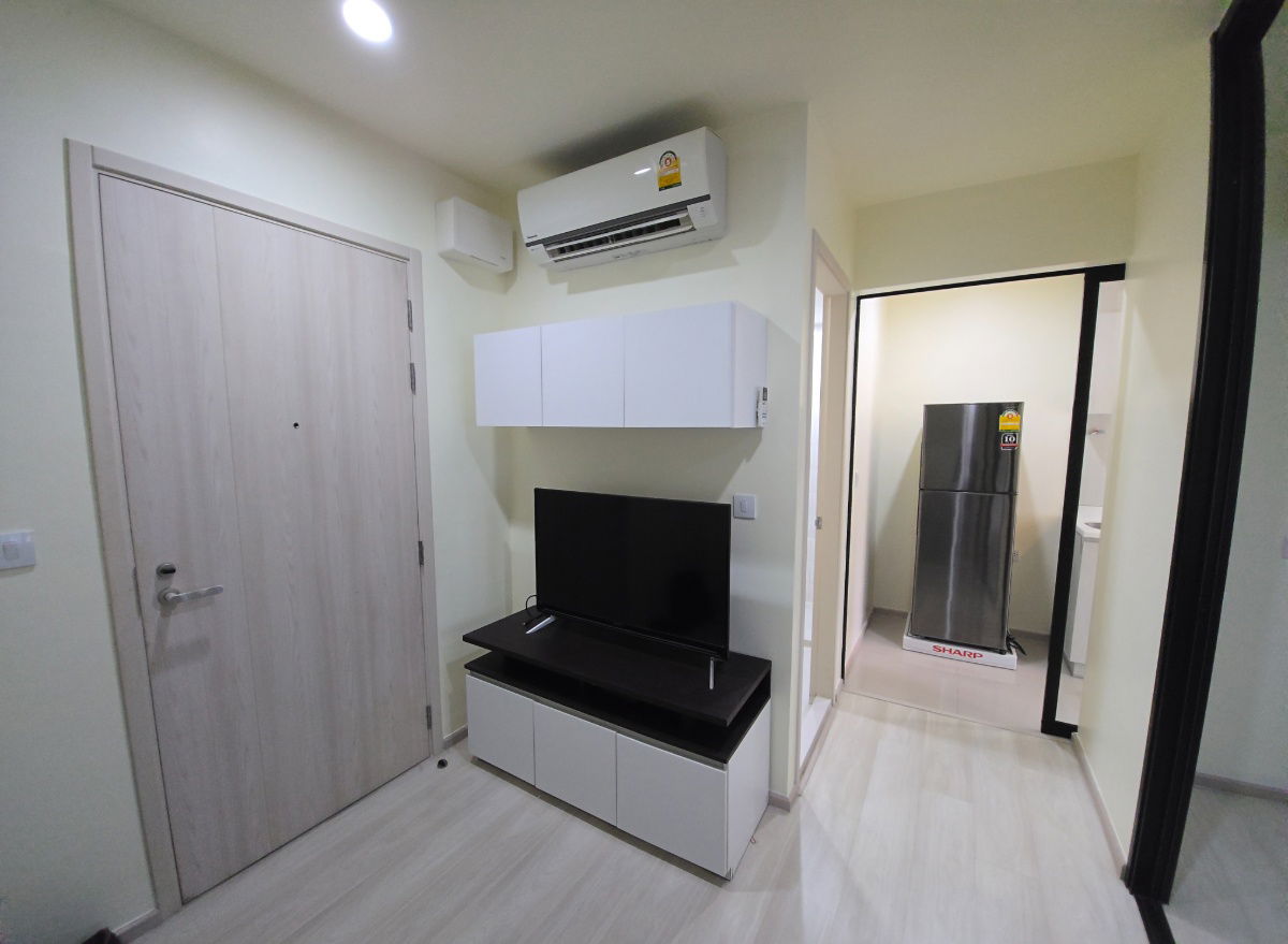 รูป ให้เช่าไลฟ์ อโศก ( Life Asoke) 1 ห้องนอน 30 ตรม ชั้น 8 เฟอร์นิเจอร์ครบชุด / ใกล้กับ MRT เพชรบุรี (150 เมตร) เพียง 1 สถานีถึงอโศก / ค่าเช่า 17,000 บาท - รูปที่ 11/21