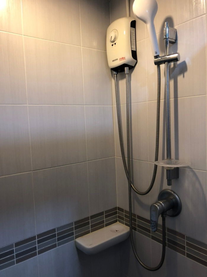 picture For rent Lumpini Place Srinakarin-Huamark Rental price 11,000 baht/month Interested, contact 089-4282491,084-6283752 Add Line @rghome4u - 6/8