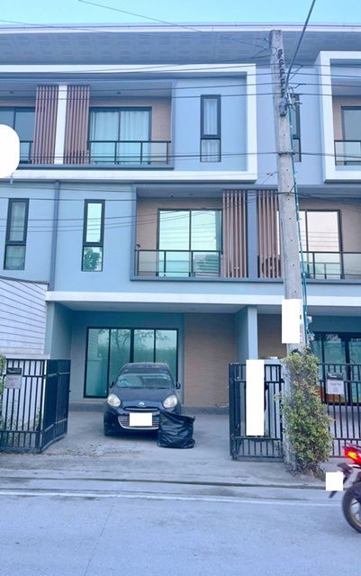 picture MRT Sri Lasalle 1.3km. For rent 3-storey townhouse Bangna Km.5 Bangkaew Khlong PladPriang Temple 200 - 1/8