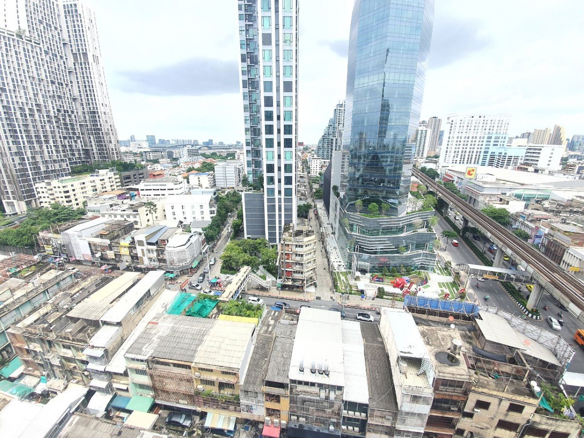 picture "Condo for sale at Life @ Phahol – Ari, near BTS Saphan Khwai."  - 12/12