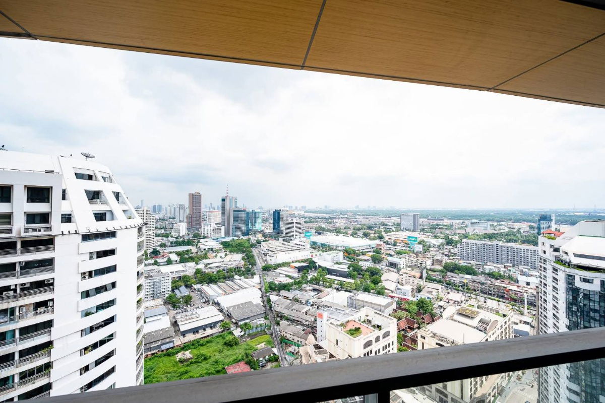 รูป The Lumpini 24 สุขุมวิท 24 ✅ 2 ห้องนอน ชั้นสูง วิวสวย พร้อมเข้าอยุ่ - รูปที่ 7/8