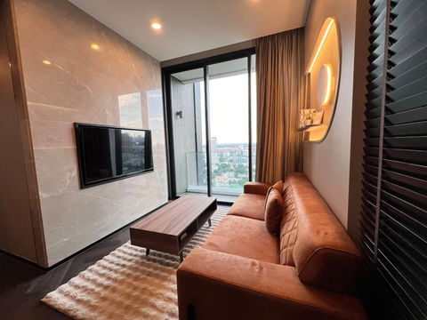 [RENT] E61506   ( The Esse Sukhumvit 36 )      (ID with @in front, LINE ID:  @056qhbtt)