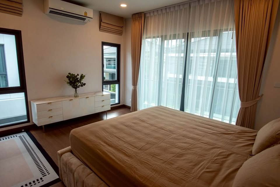 รูป [RENT] HBN0127  บ้านเดี่ยว เดอะ ซิตี้ บางนา (โครงการใหม่) ( The City Bangna (New Project) )     (แอดไลน์มี @นำหน้า LINE ID :  @056qhbtt) - รูปที่ 29/46