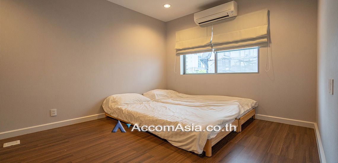 picture 🔼🔽 AccomA 📩  Renovated detached house with spacious layout (AA29845) - 12/13