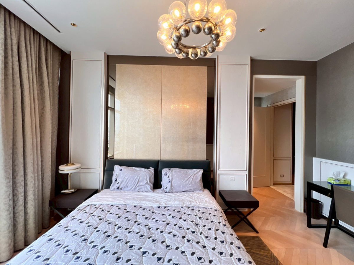 picture Available !!  Super Luxury!!!! 4 Beds 3 Baths  - 26/36