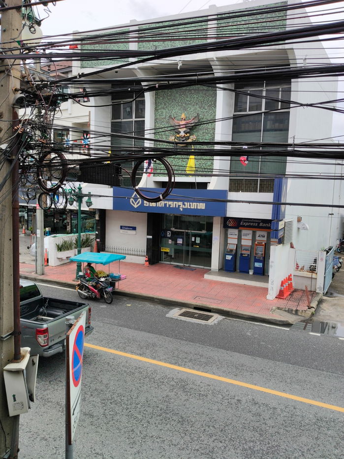 picture There is a vacant house for rent (on the main road near Talat Phlu) - 13/13