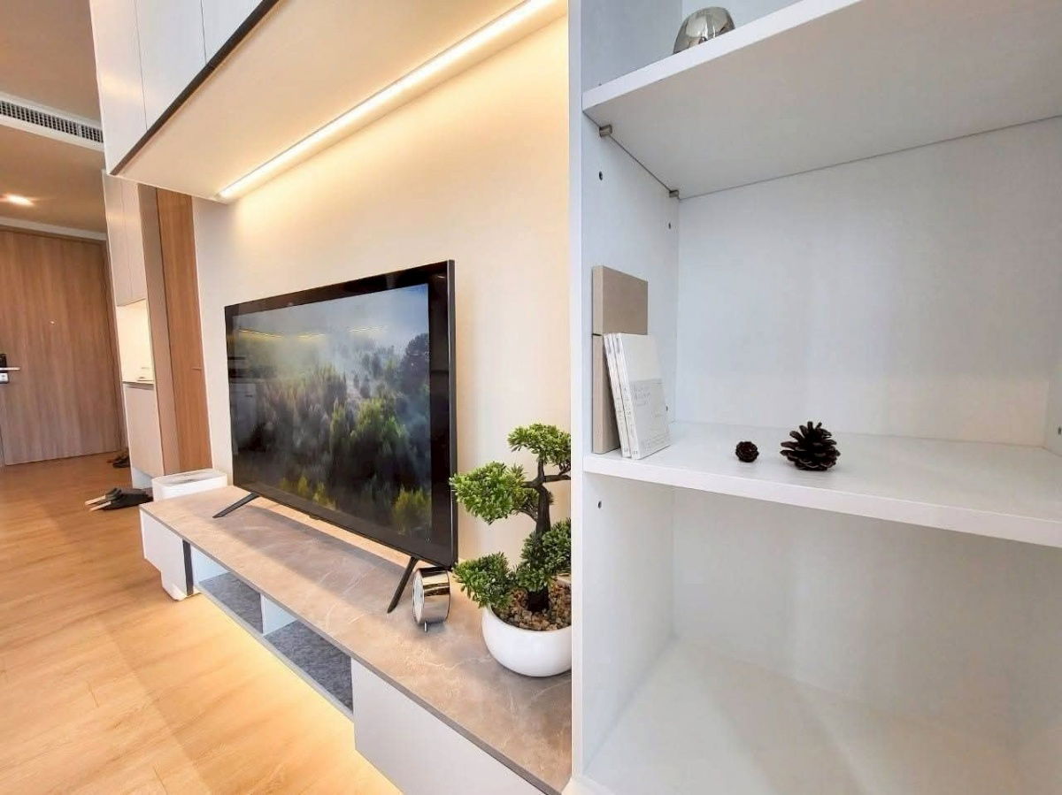 รูป Noble Around Sukhumvit 33 Fully furnished, BTS Phrom Phong 600 m - รูปที่ 3/27