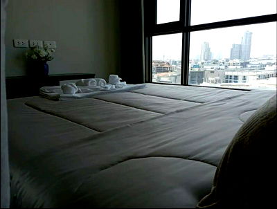 คอนโด ซอยบัวขาว : ⛵ Base ⛵ City view / Upper F / 1bedroom for quick sale彡 