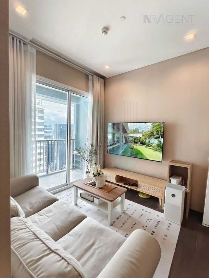 picture 📌 For Rent Condo THE SAINT RESIDENCES Building B, Floor 38,2 bed room, Room size 55 sqm - 6/8