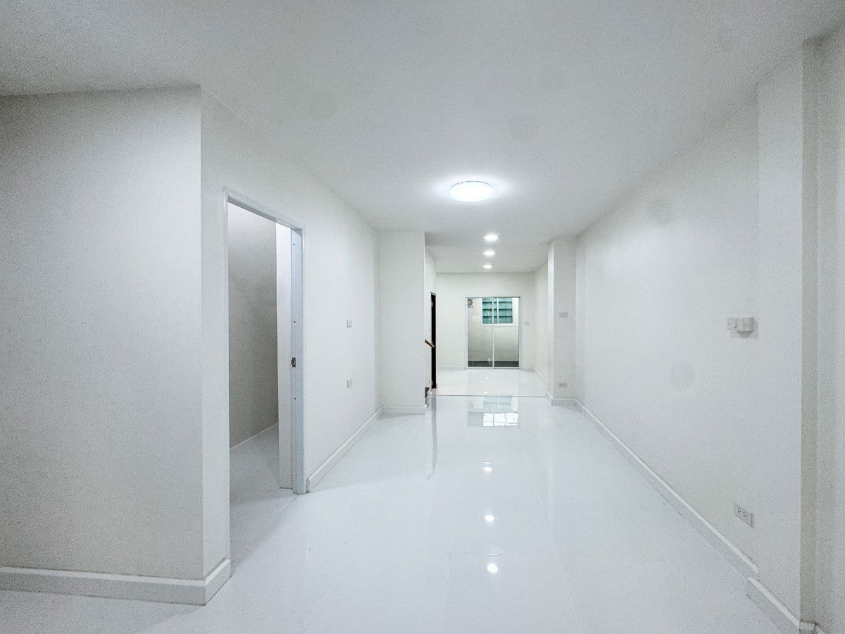 picture For sell  Townhome  Village 84 - 3/11