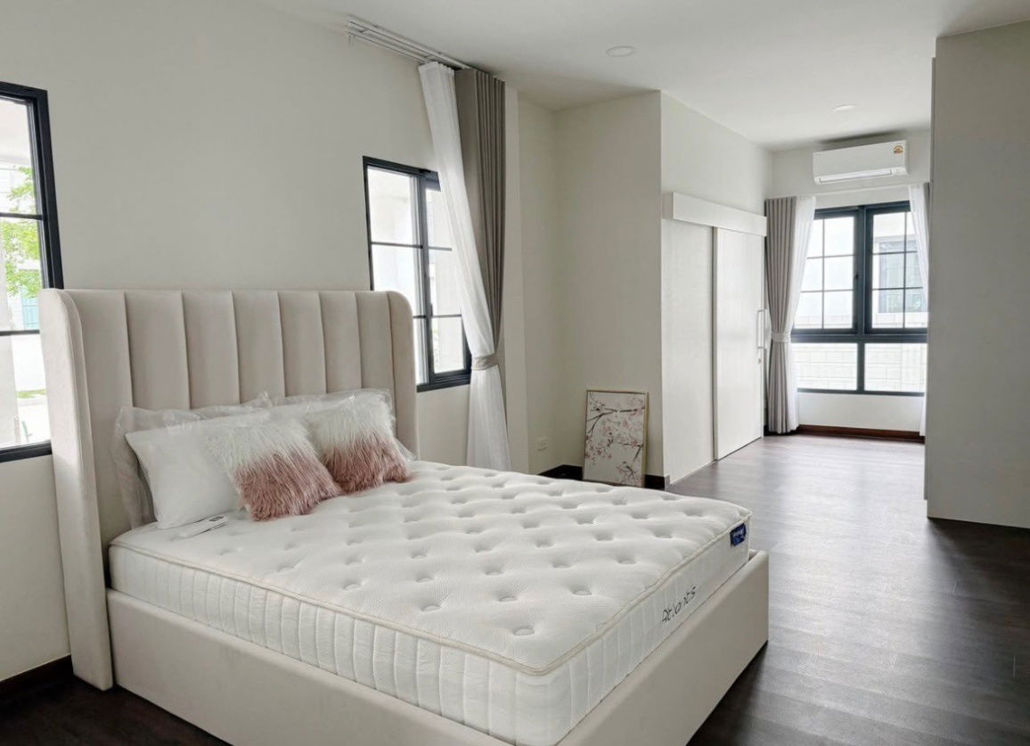 picture P0111 The City Bangna 2 - L Size Spacious Luxury Living Near Mega Ba - 8/10
