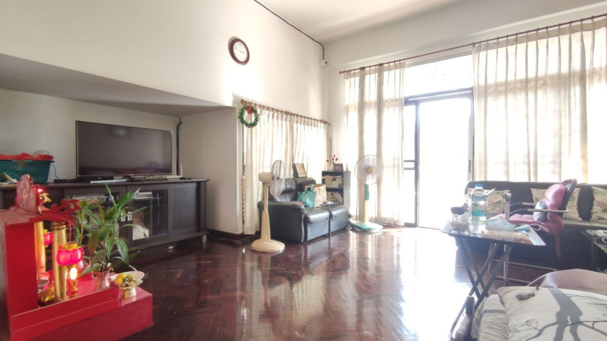 รูป โอกาสทอง! บ้าน 92 ตร.วา ราคาดี ใกล้ศิริราช-MRT บางขุนนนท์ - รูปที่ 4/13