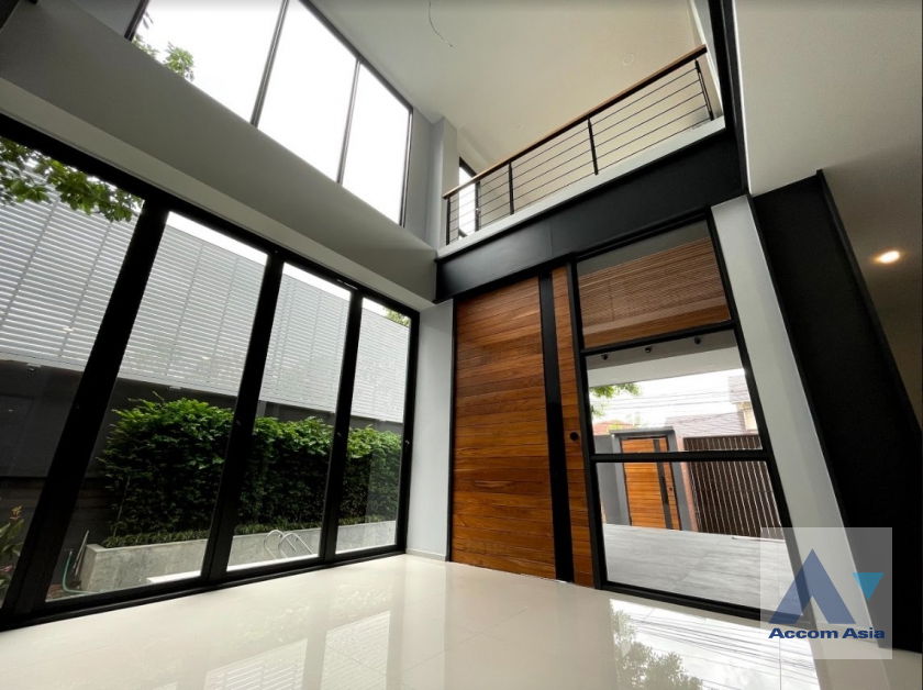 picture 🔼🔽 AccomA 📩 ขายบ้านเดี่ยว 3 ชั้น สุขุมวิท 71  มีสระว่ายน้ำส่วนตัว! (AA30059) - 4/20