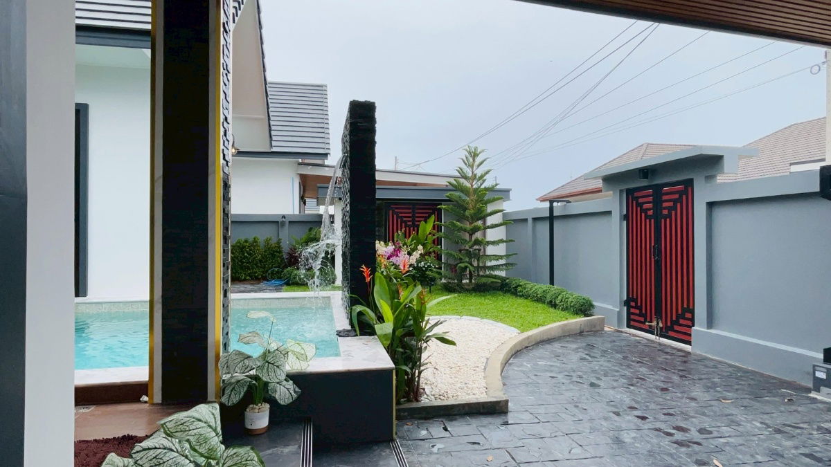 picture Modern Luxury Pool Villa – Prime Location in Pong, Pattaya - 4/30