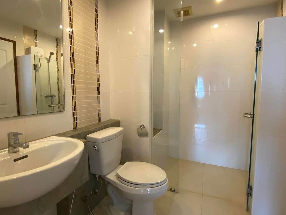 picture For rent V-twin Donjan Condo, ready to move in, close to all business and shopping areas! ✨ - 8/8